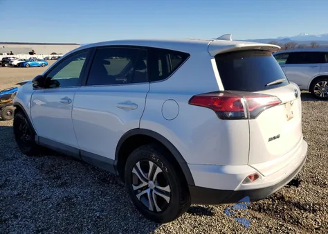 2018 Toyota Rav4 Le z USA, uszkodzony, nr VIN 2T3ZFREV2JW447232
